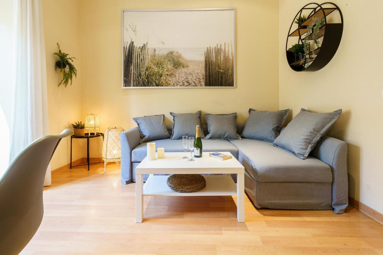Bright Two-Bedroom Apartment In The Historic Center Malaga Exterior photo